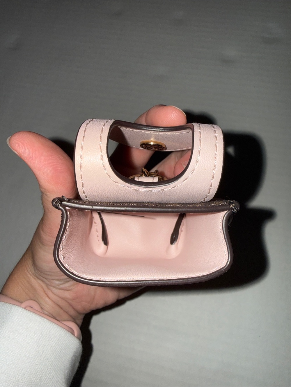 Michael Kors Pink & Brown MK Logo Key Holder Pouch with Gold Hardware - Picture 3 of 4